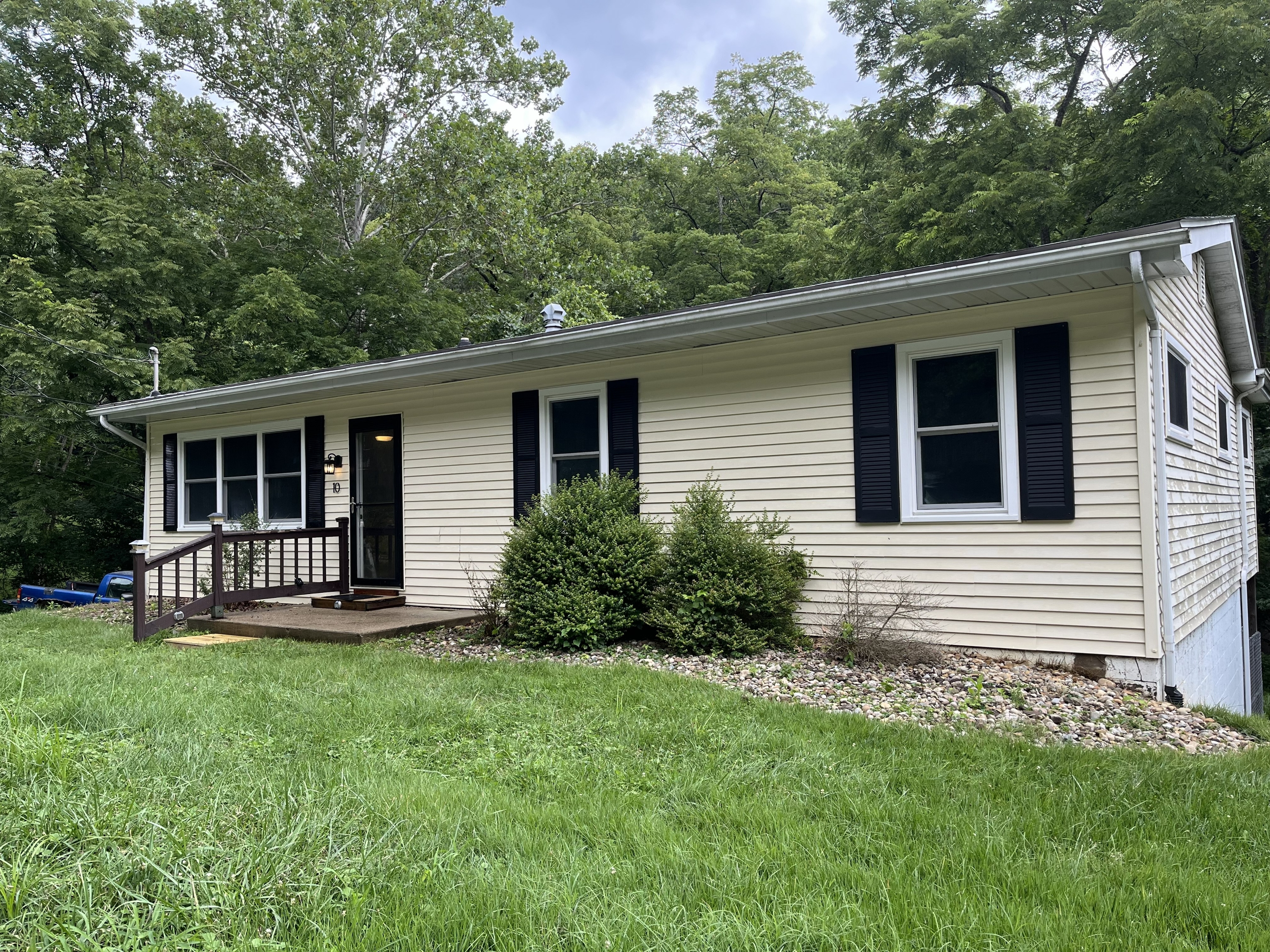Property main image