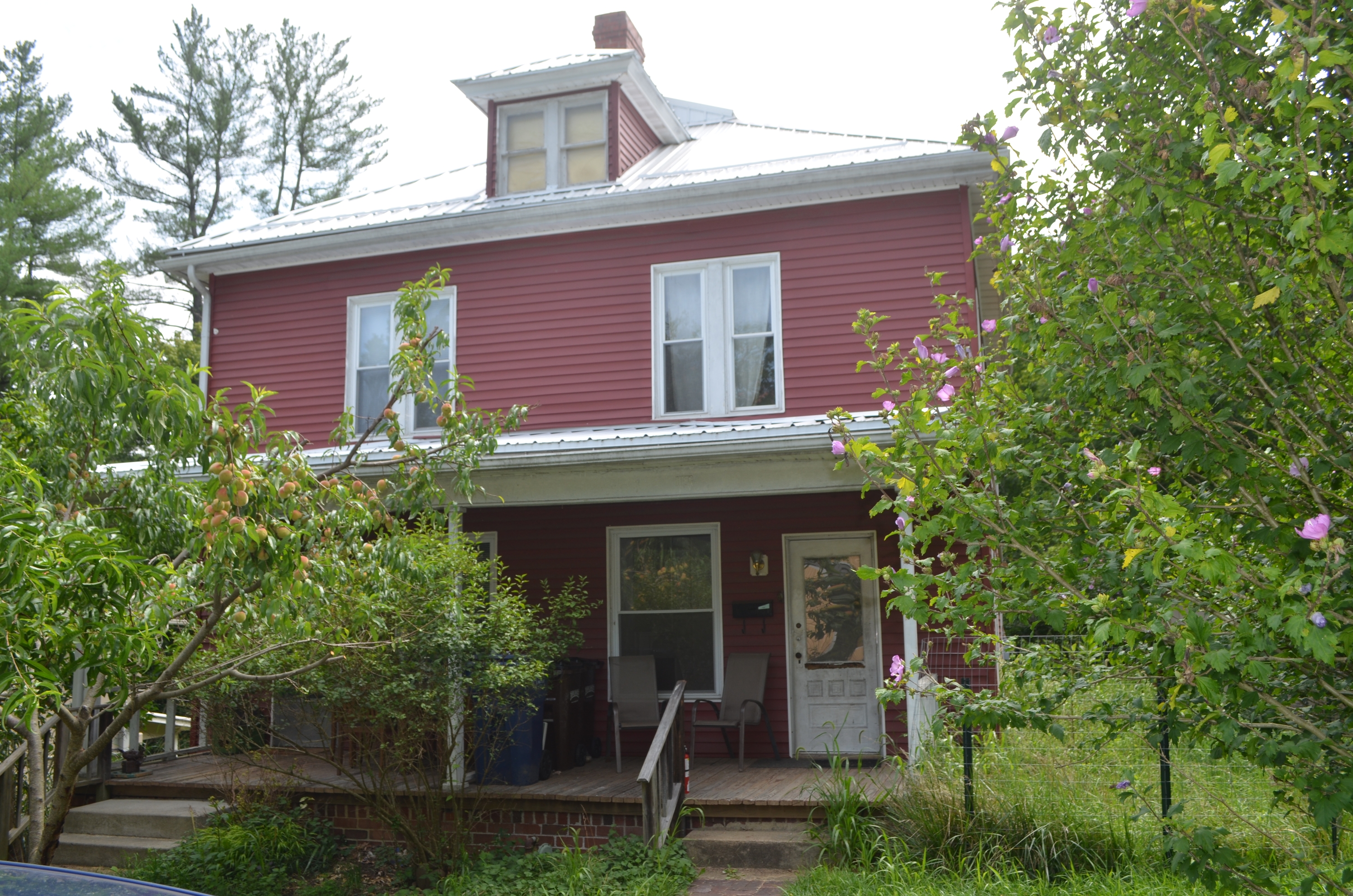 Property main image